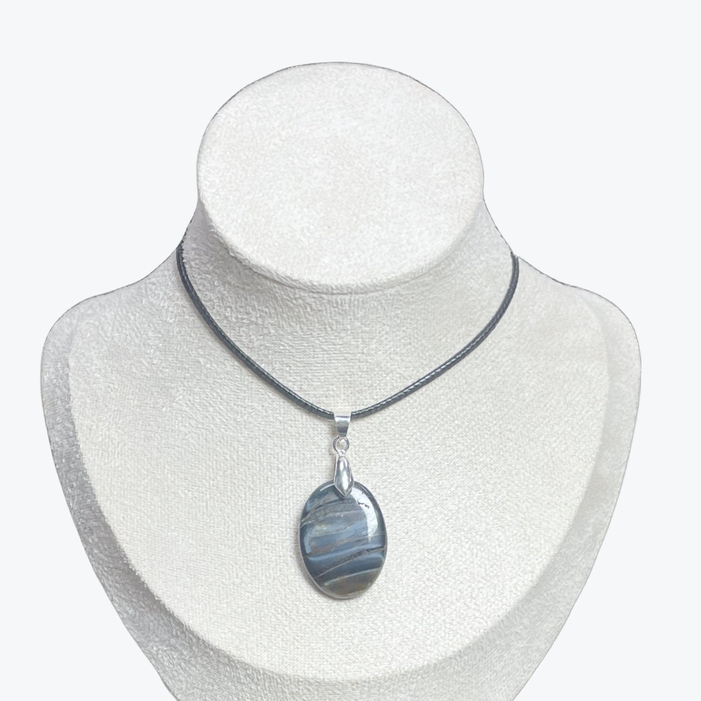 Pendentif Oeil de faucon