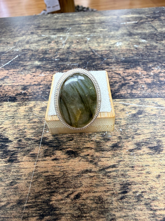 Bague grande Labradorite ovale style ancien -taille ajustable