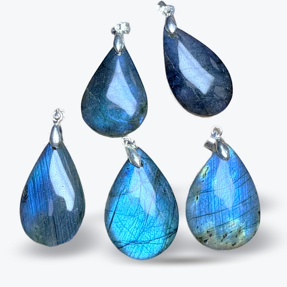 Pendentif Goutte en Labradorite Naturelle du Madagascar – laiton – 3 x 2 cm - 10 g