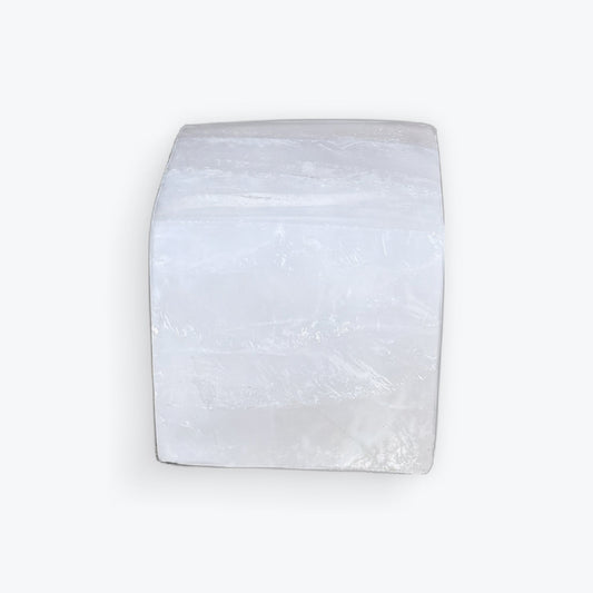Cube en sélénite naturelle de 530 g, autre vue