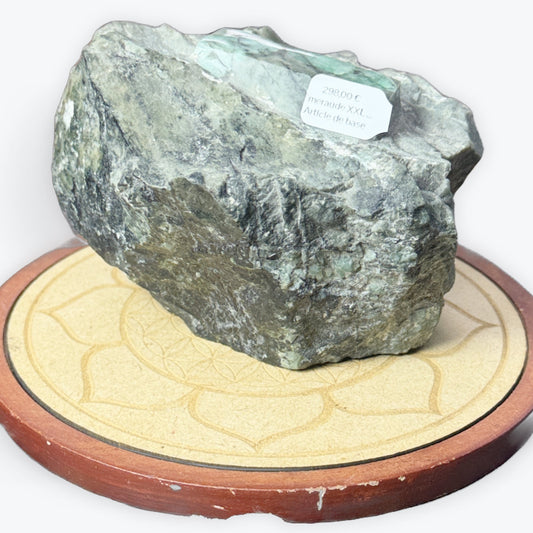 Emeraude XXL brute du brésil dansa sa matrice | 933gr - 11x9cm