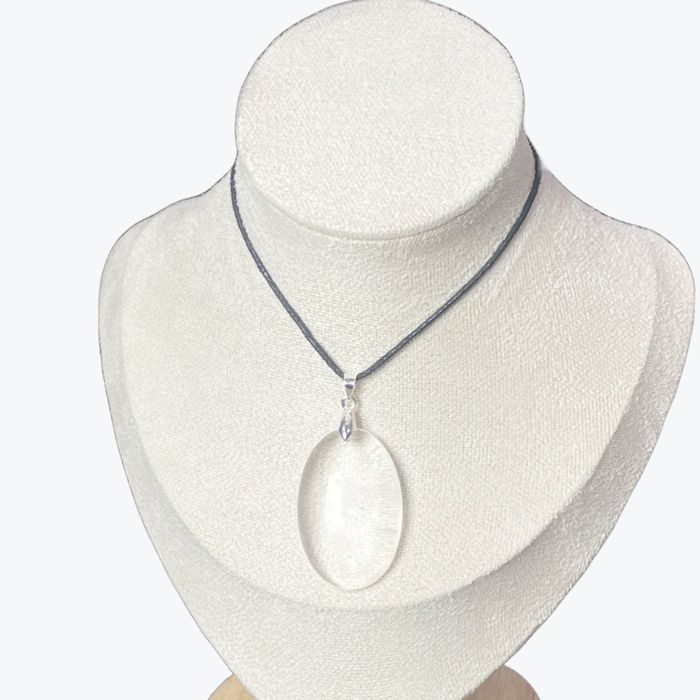 Pendentif Cristal de roche ovale