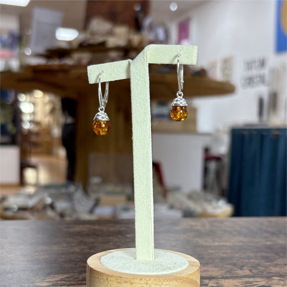 Boucle d'oreilles perle en Ambre pendante