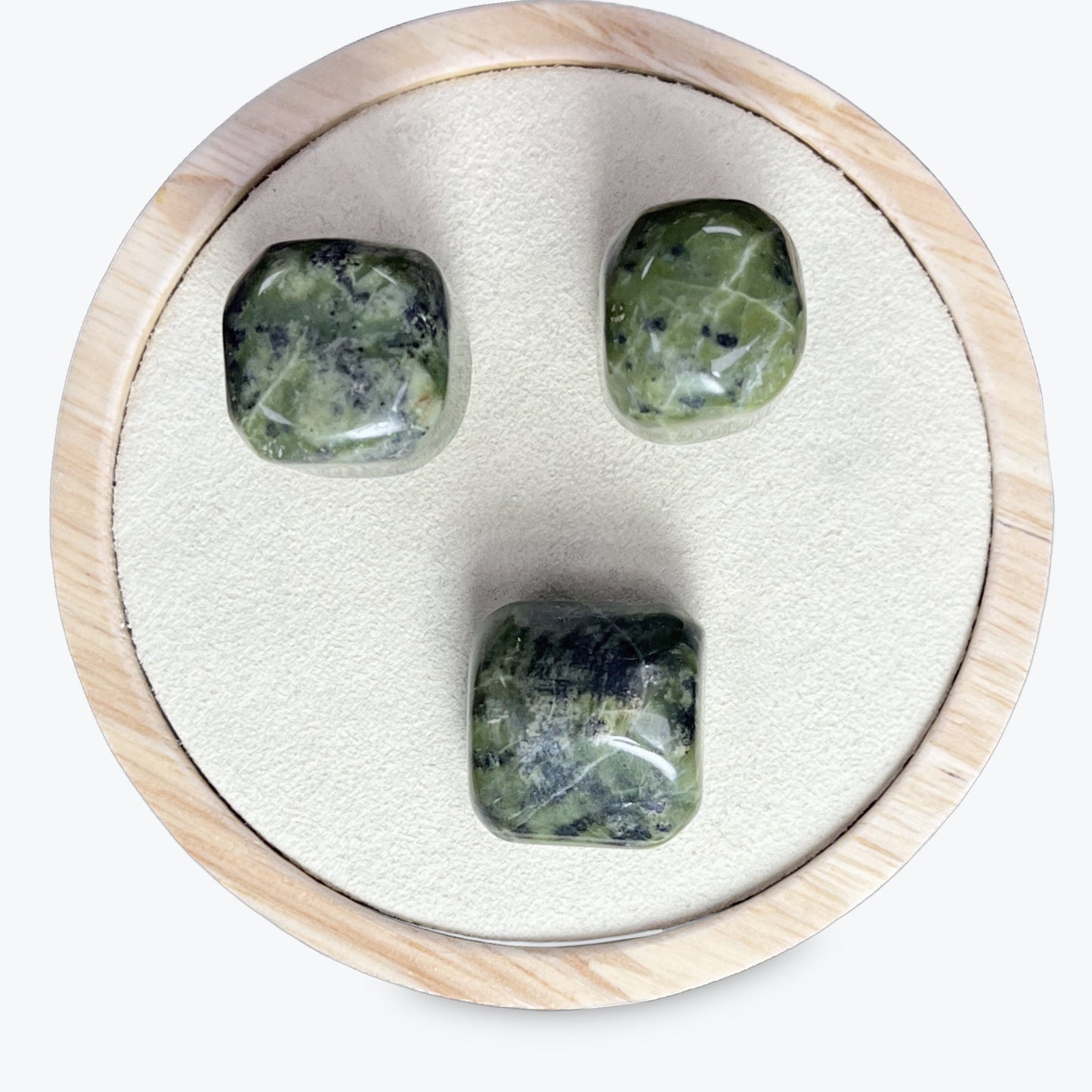 Jade Nephrite pierres roulées - 10gr Environ