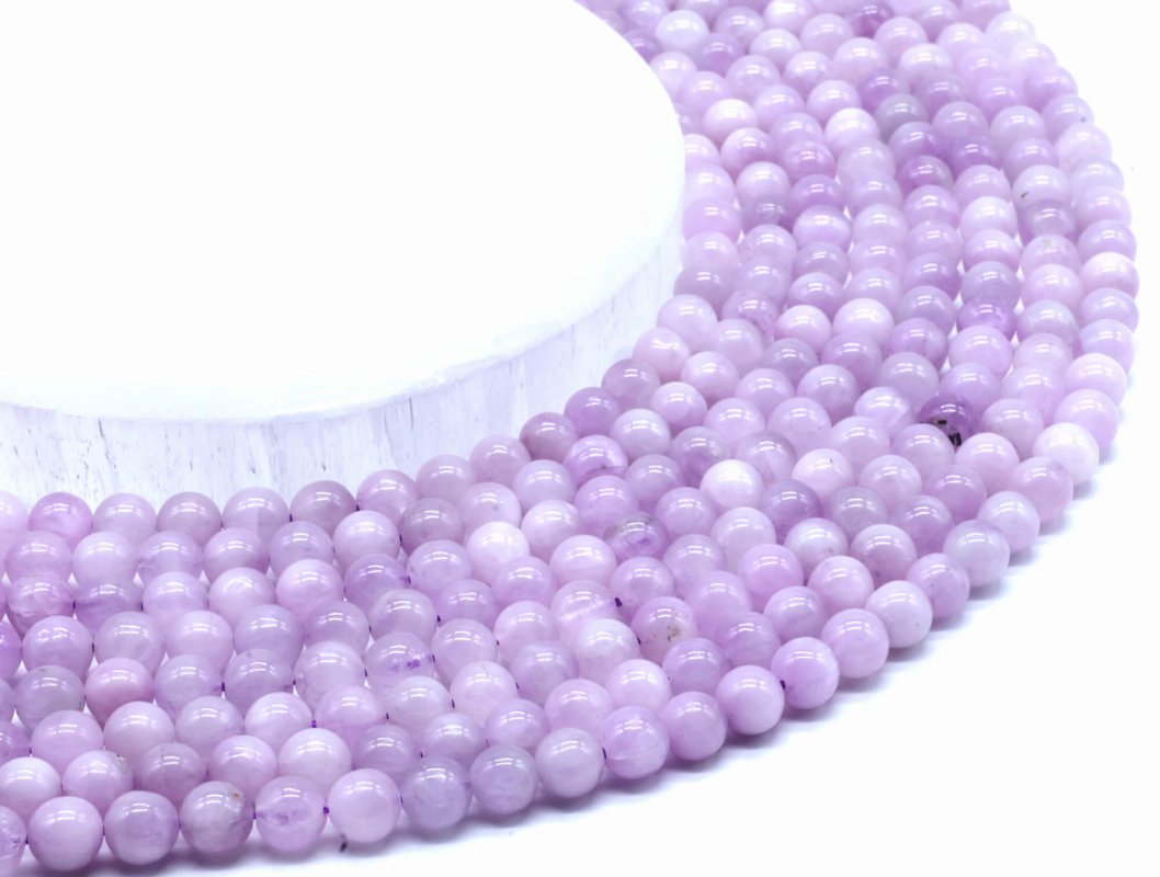 Perles Kunzite sur fil