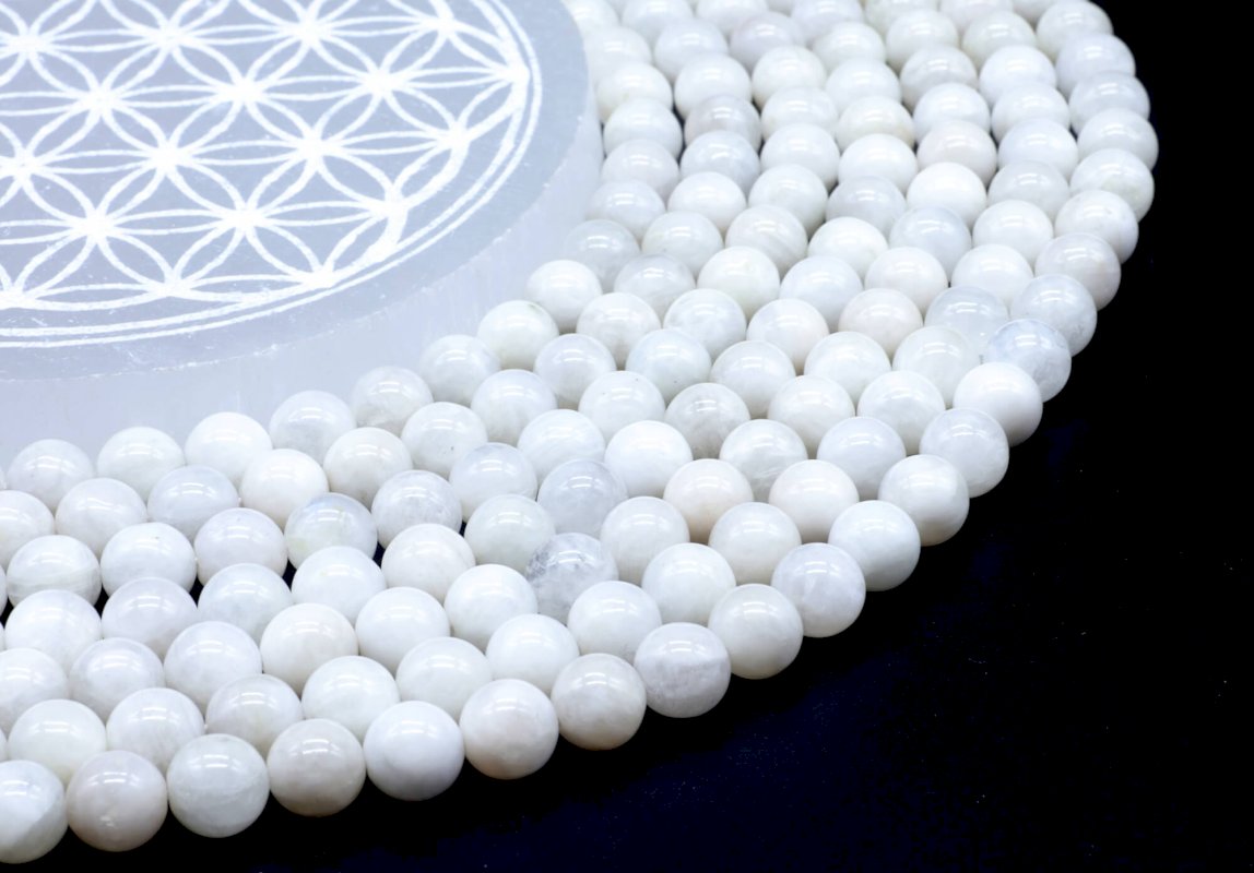 Perles de Lune Blanche 'AA' sur fil