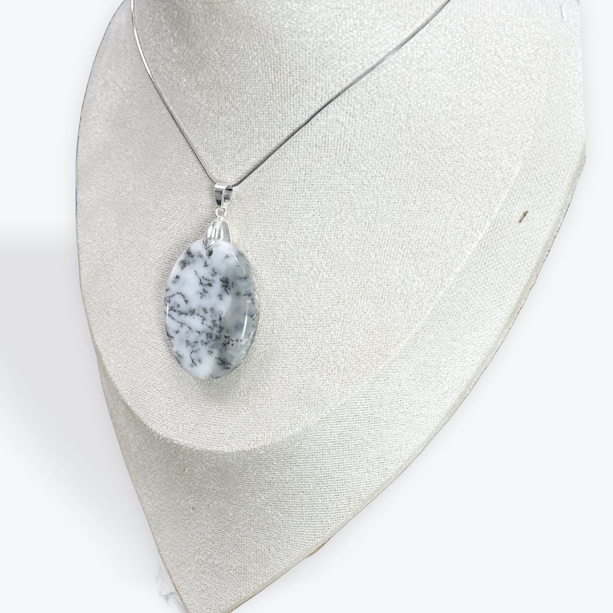 Pendentif Opale Merlinite