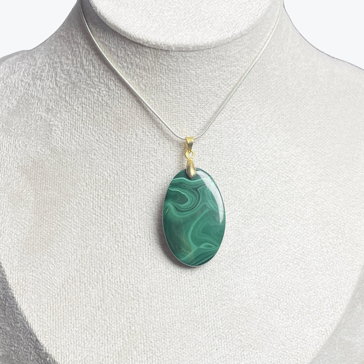 Pendentif Malachite Cabochon