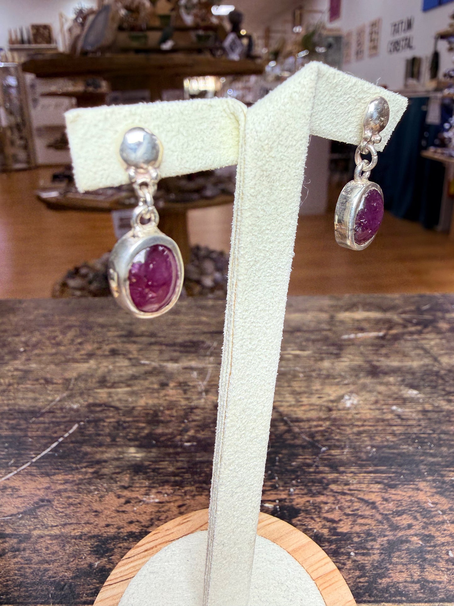 Boucle d'oreille Rubis étoilé