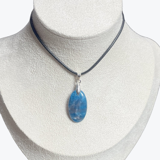 Pendentif Apatite bleu ovale