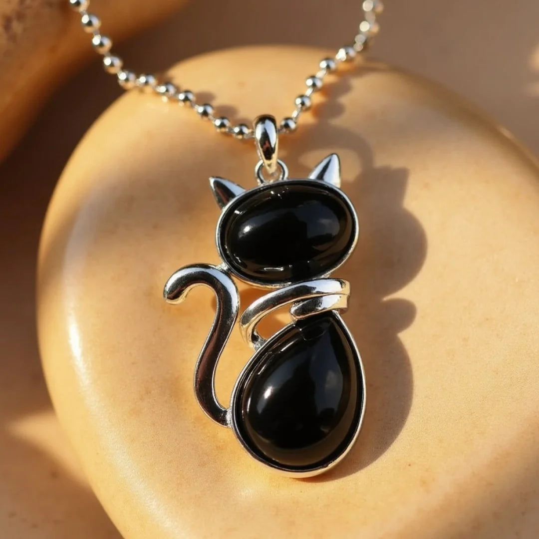 Collier Pendentif Chat en Pierre Naturelle - Tatum Cristal