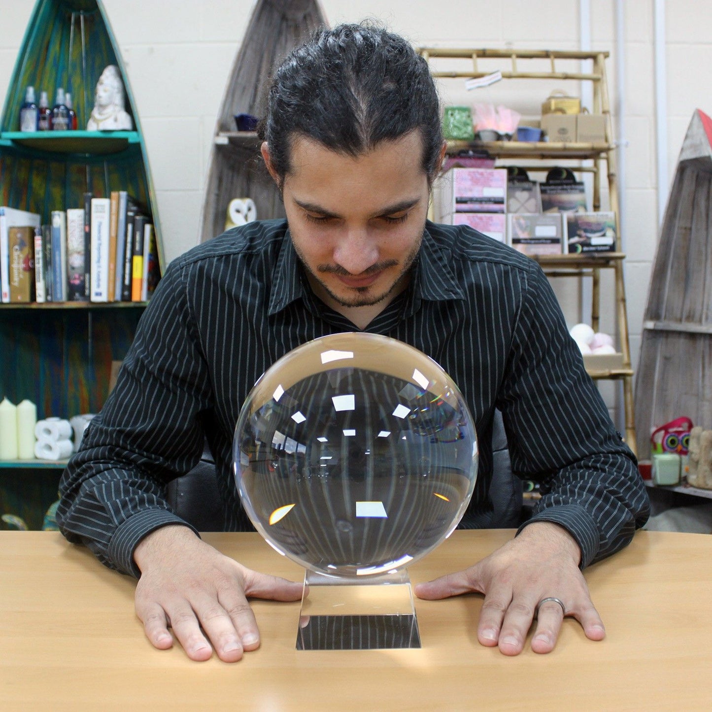 Boule de cristal sur support 200mm