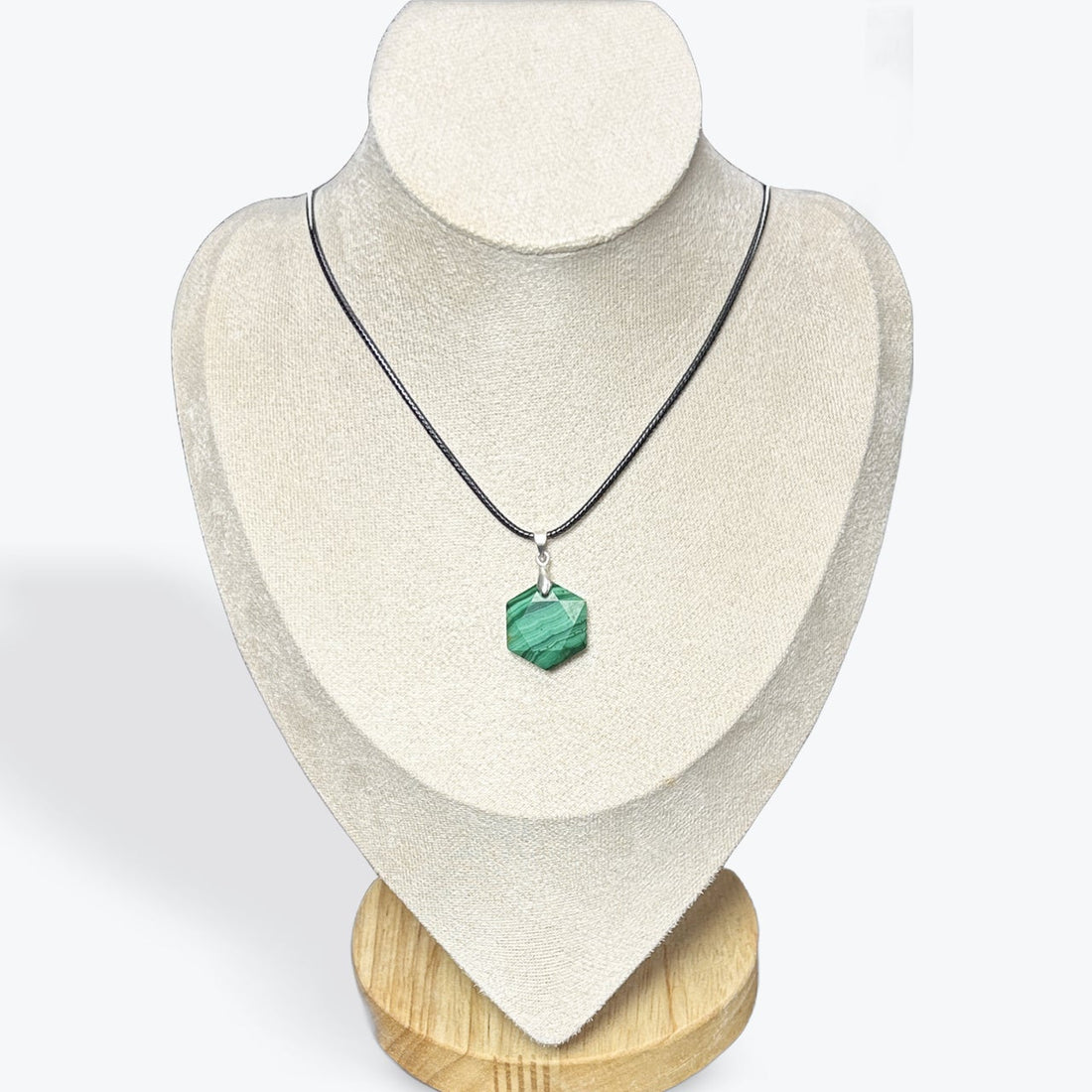 Pendentif merkaba en malachite — étoile sacrée évoquant le sceau de Salomon