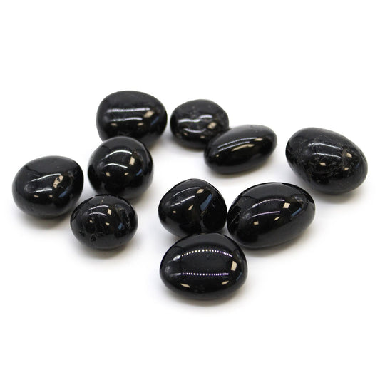 Tourmaline noire en pierre roulée — protection et ancrage