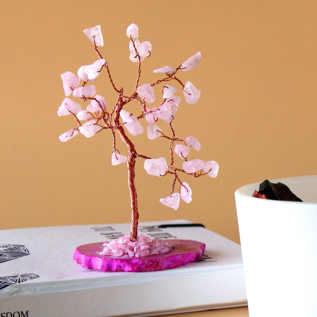 Arbre de vie en quartz rose — symbole de croissance et d'harmonie
