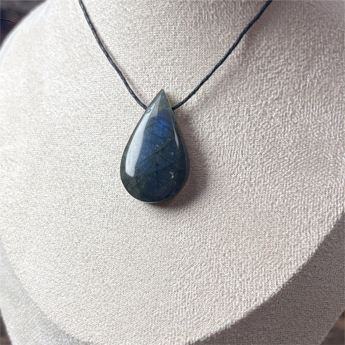 Pendentif en Labradorite percée - Formes variée