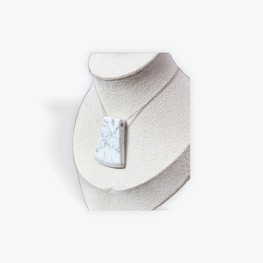 Pendentif howlite évasé