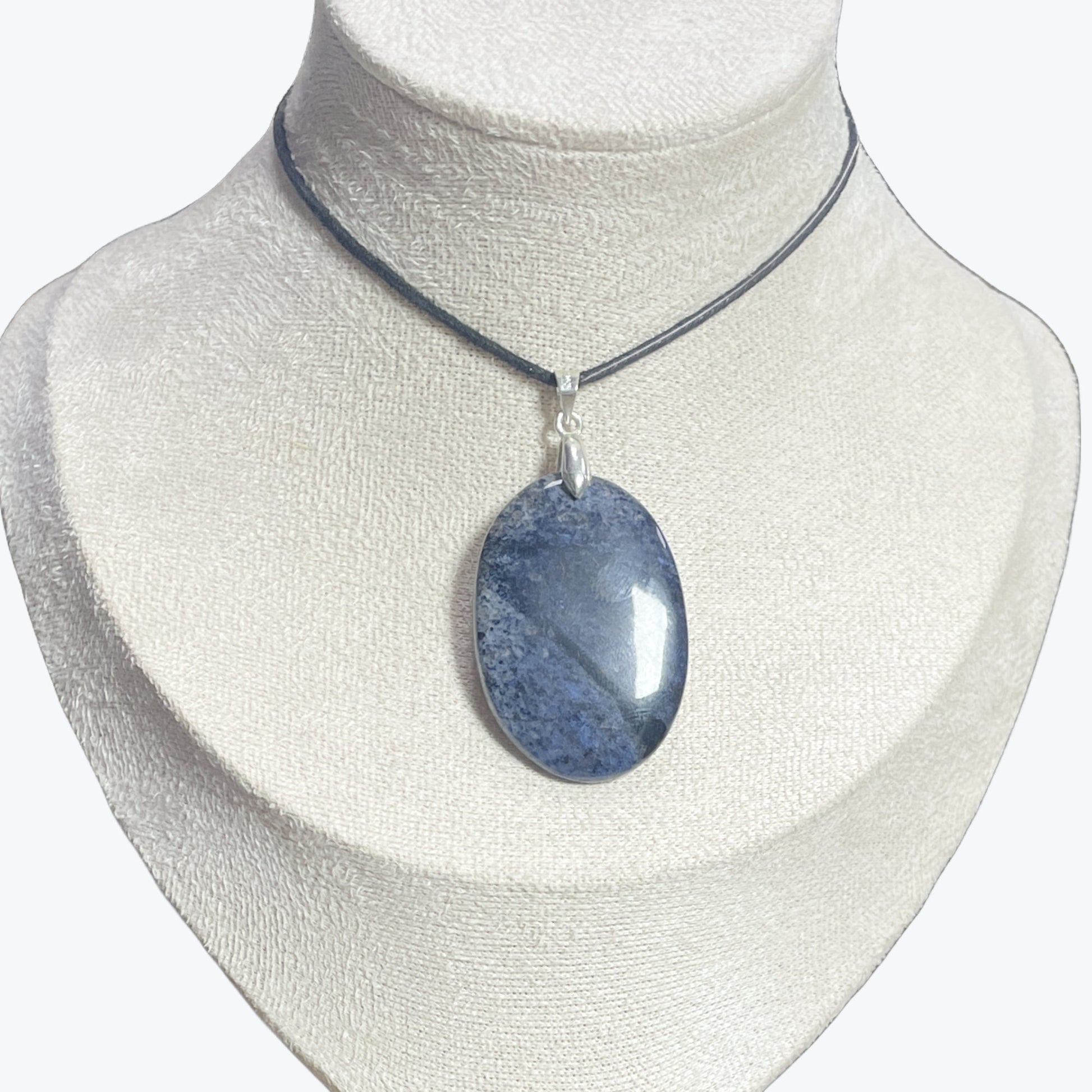 Pendentif Cordiérite ovale