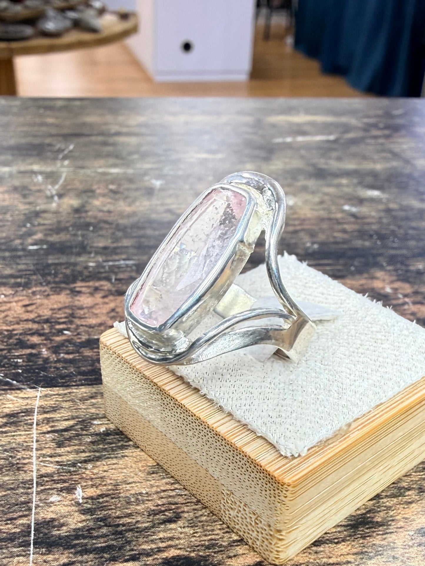 Bague Morganite style moderne