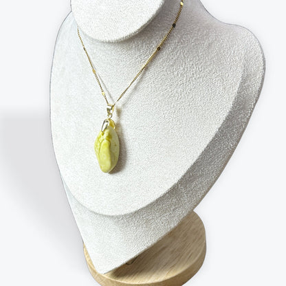 Serpentine jaune Pendentif Pierre roulée