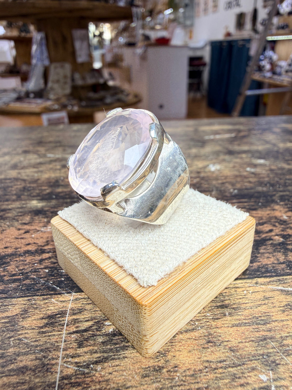 Grande chevalière Quartz rose ovale