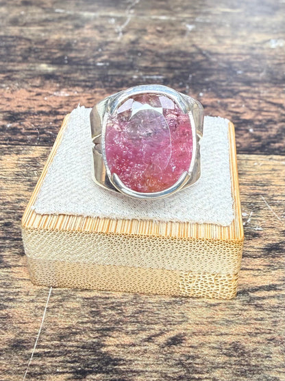Bague chevalière ouverte Tourmaline rose