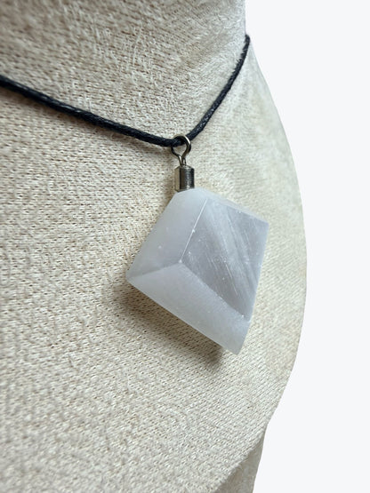 pendentif selenite | 3x4cm 8gr