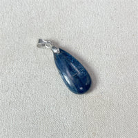 Pendentif Cyanite Goutte
