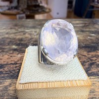Grande chevalière Quartz rose ovale