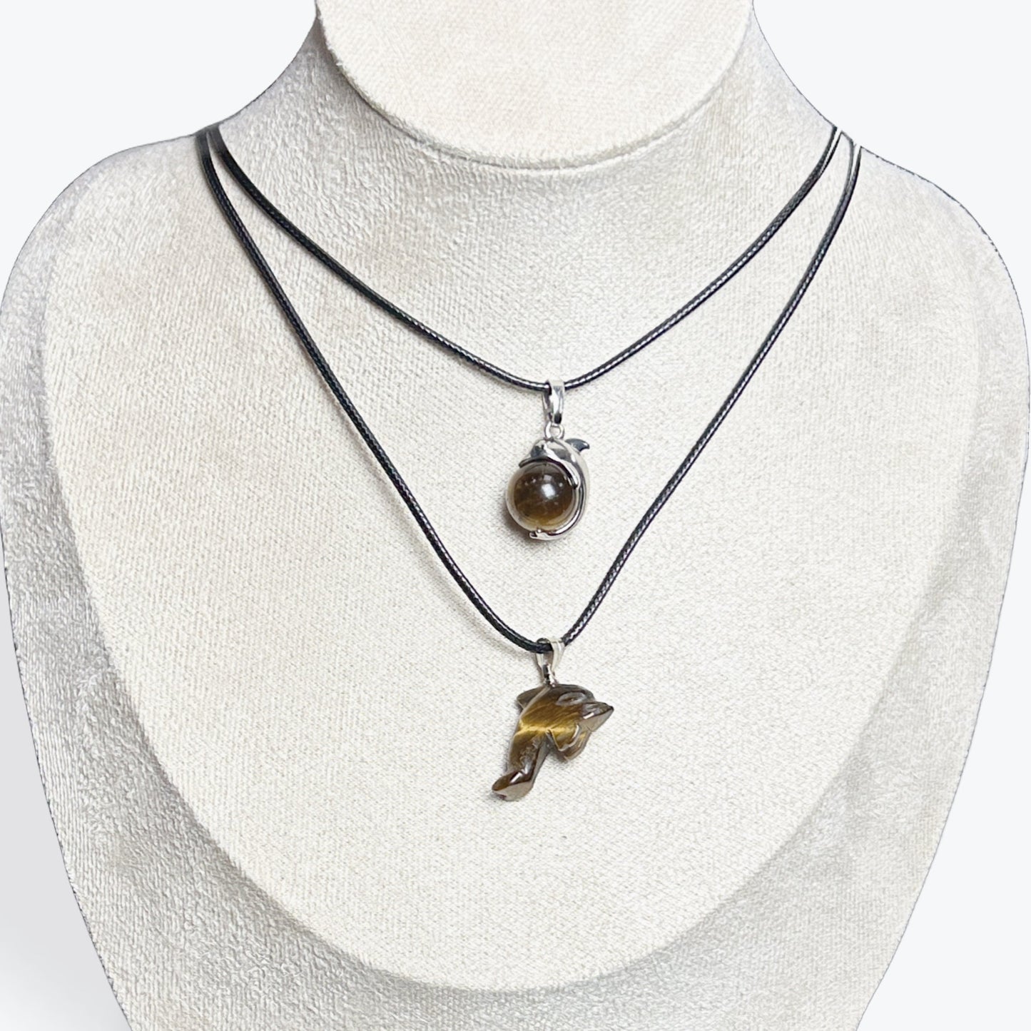 Pendentif Dauphin Oeil de Tigre