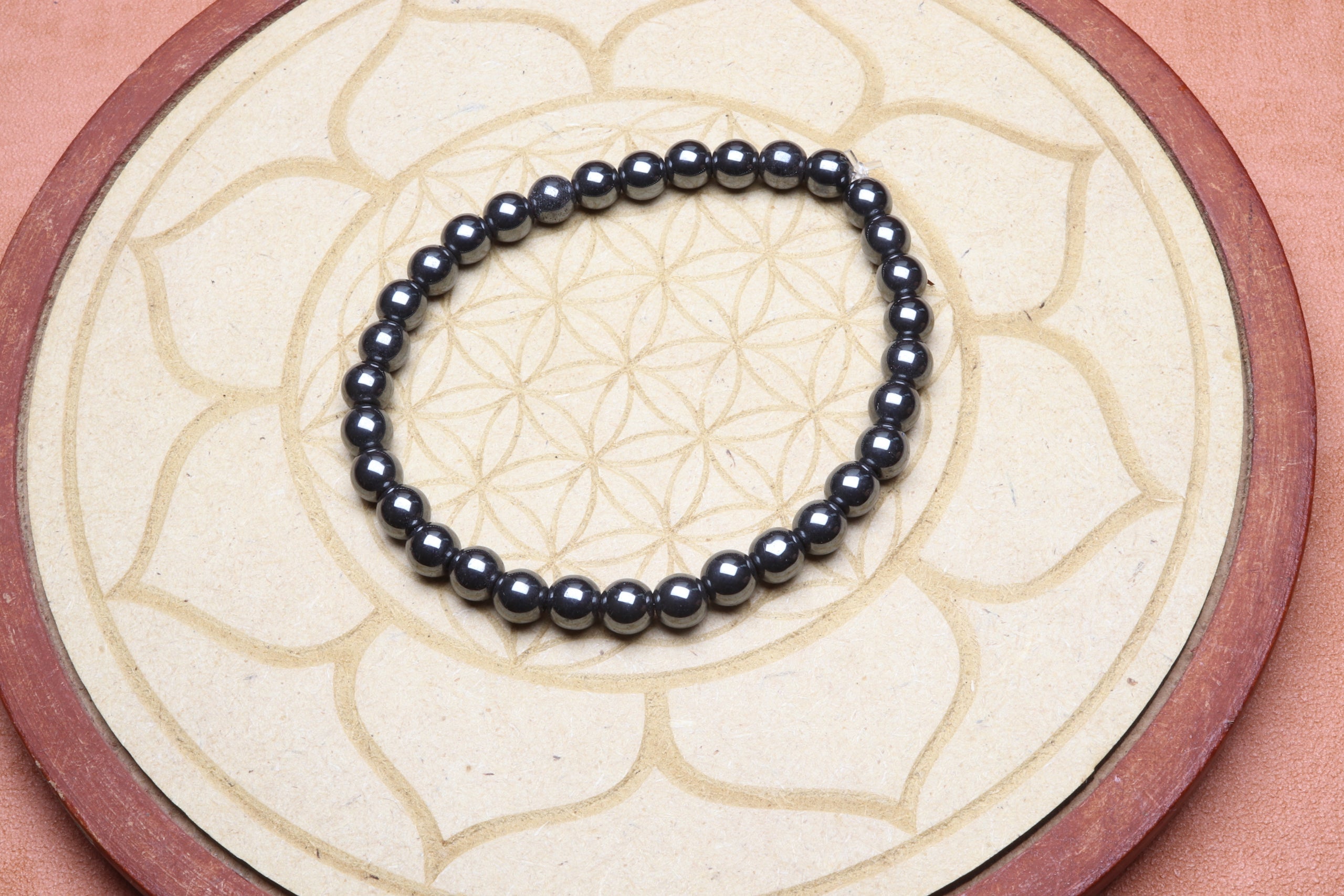 Bracelet en Hématite - Force et Confiance 6mm