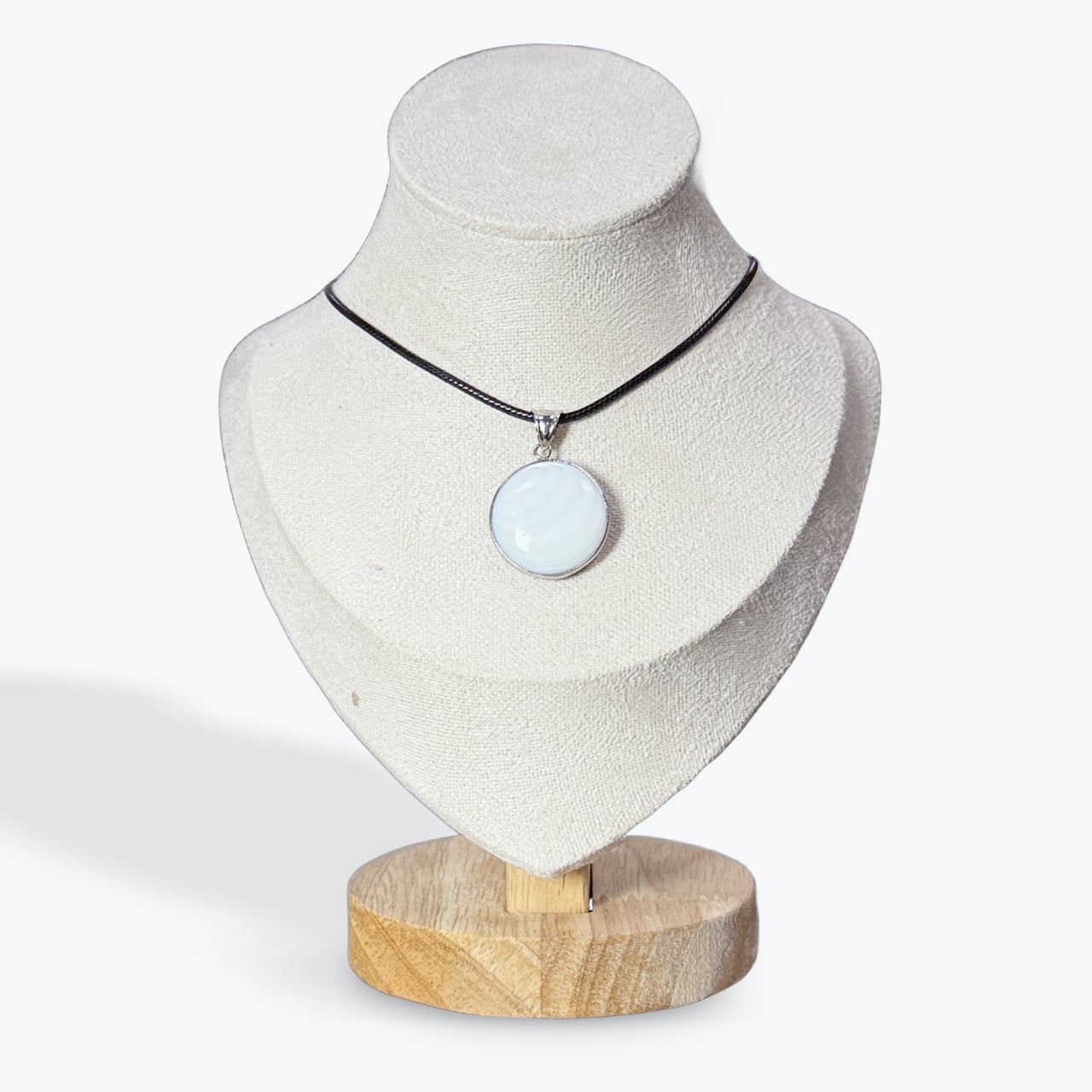 Pendentif Nacre Œil de Sainte Lucie
