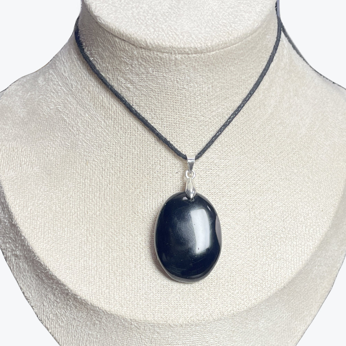 Pendentif Onyx Ovale — 2,9 x 2,2 cm