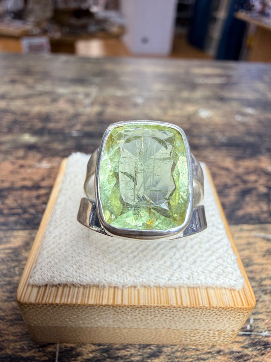 Bague Beryl vert taille cousin