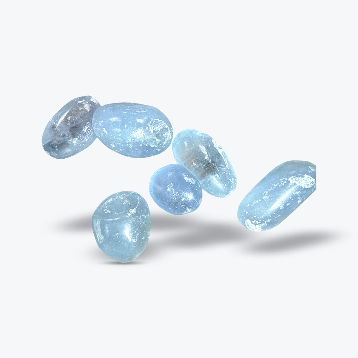 Pierre Roulée en Célestine Bleue Naturelle – environ 2 x 2 cm – environ 15 g – Madagascar