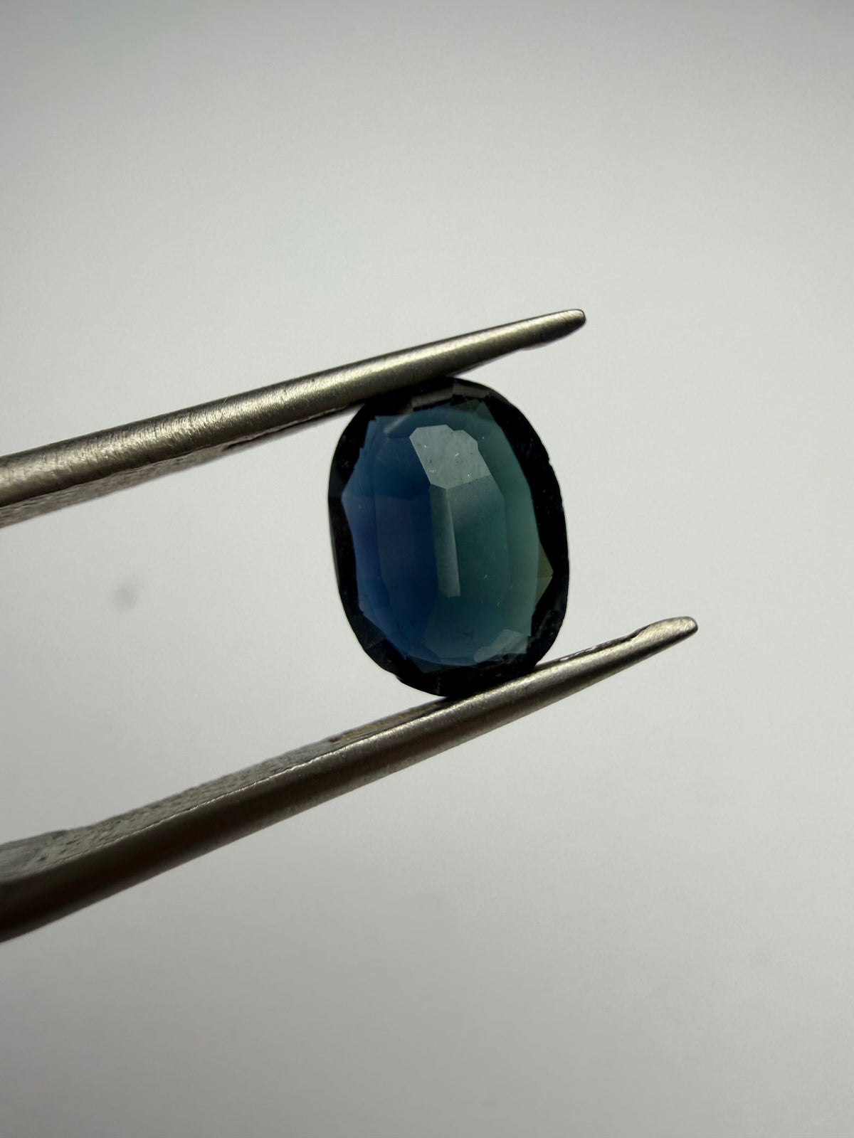 Gemme Saphir Ovale 1,34 Carat