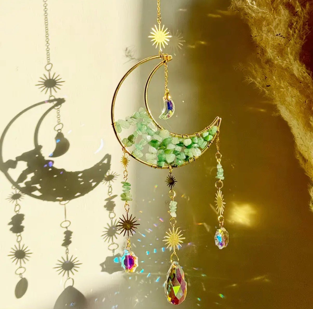 Attrape-soleil en Aventurine  verte - Prisme demi-lune bohème chic à suspendre