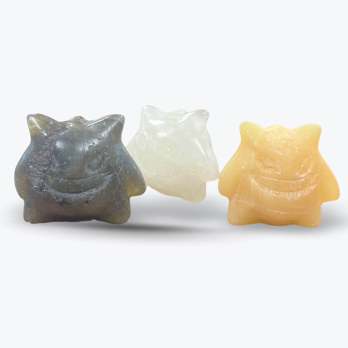 Figurine Pokémon Ectoplasme en Labradorite, Cristal de roche ou Calcite miel - Pièce unique | 30gr - 3x3cm