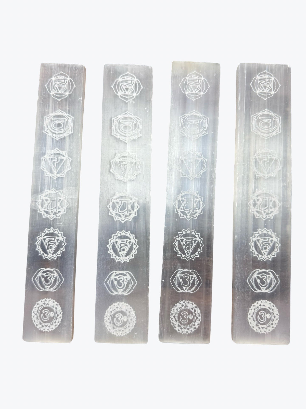 Plaque en Sélénite gravé 7 chakras