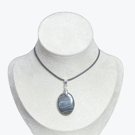 Pendentif Oeil de faucon