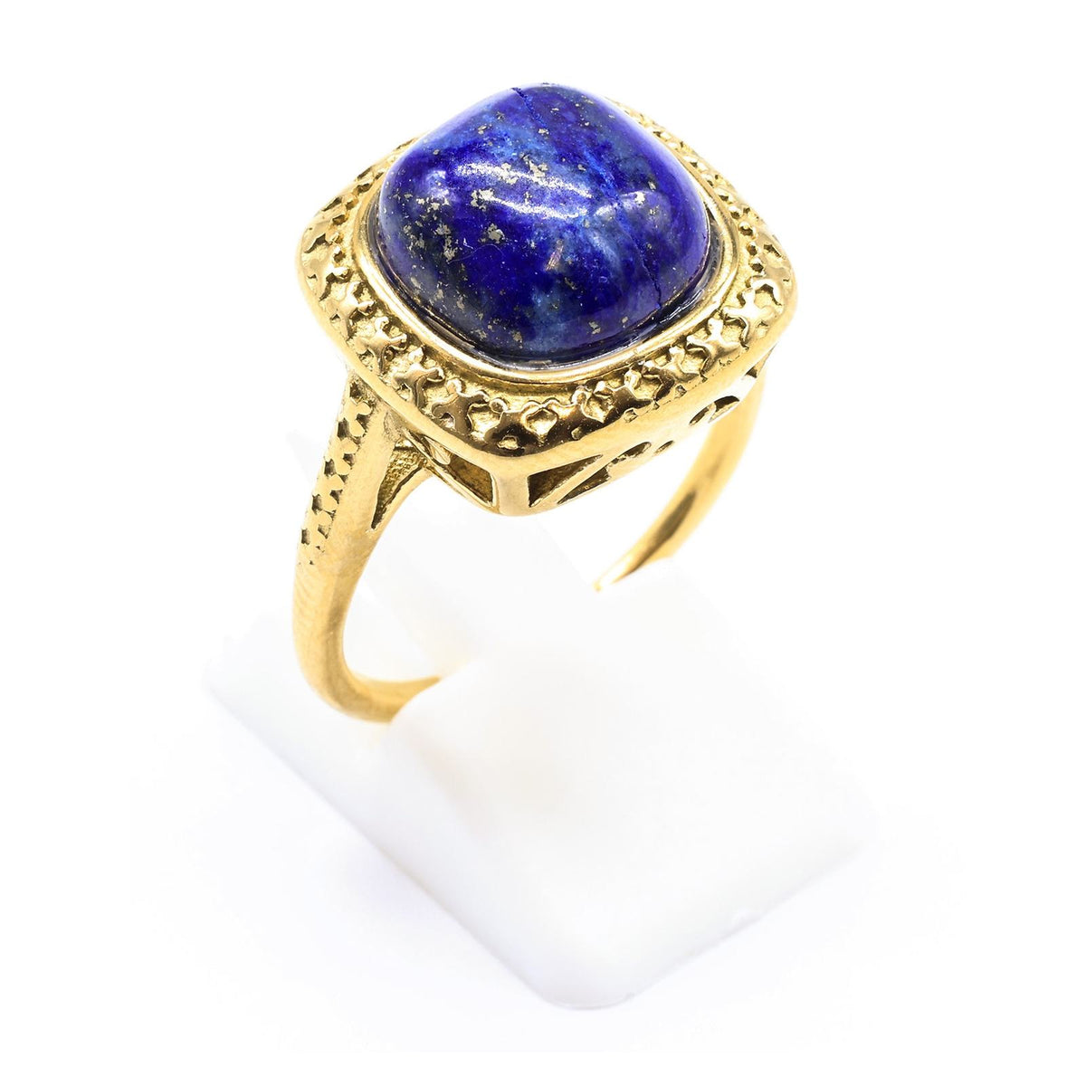 Bague chevalière dorée en acier inoxydable sertie d'un lapis lazuli bleu en forme de coussin