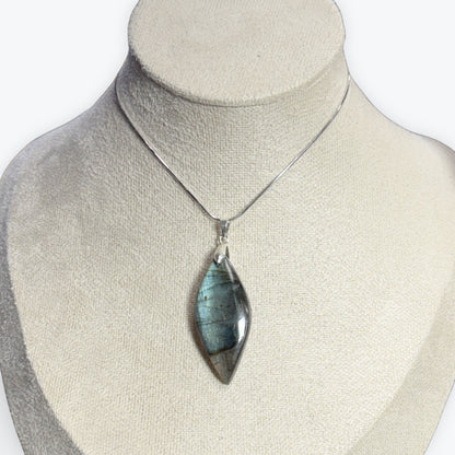 Pendentif en Labradorite avec bélière - Formes variée