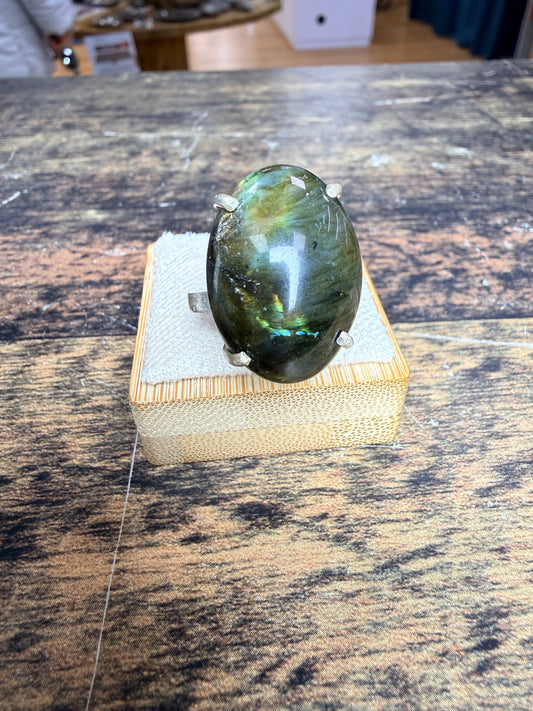 Bague Labradorite ovale -taille ajustable