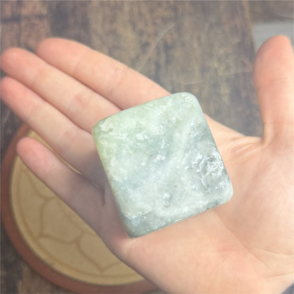 Cube En jade Nephrite | 4,8x4,8cm - 112gr