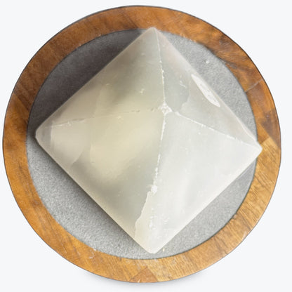 Petite Pyramide En Selenite | 160gr-5x5cm