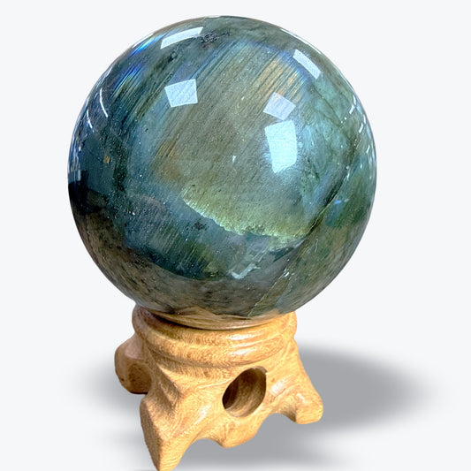 Sphère en Labradorite Naturelle polie sur socle bois – 5 à 8,5 cm – Madagascar - Pièce unique