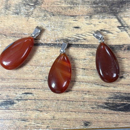 Pendentif goutte ovale en Cornaline du brésil