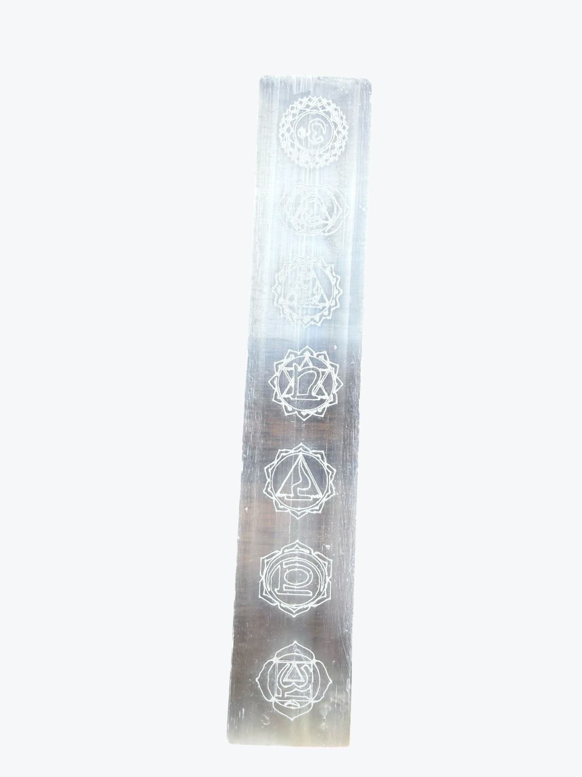 Plaque en Sélénite gravé 7 chakras