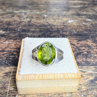 Bague Péridot semi-clos ovale