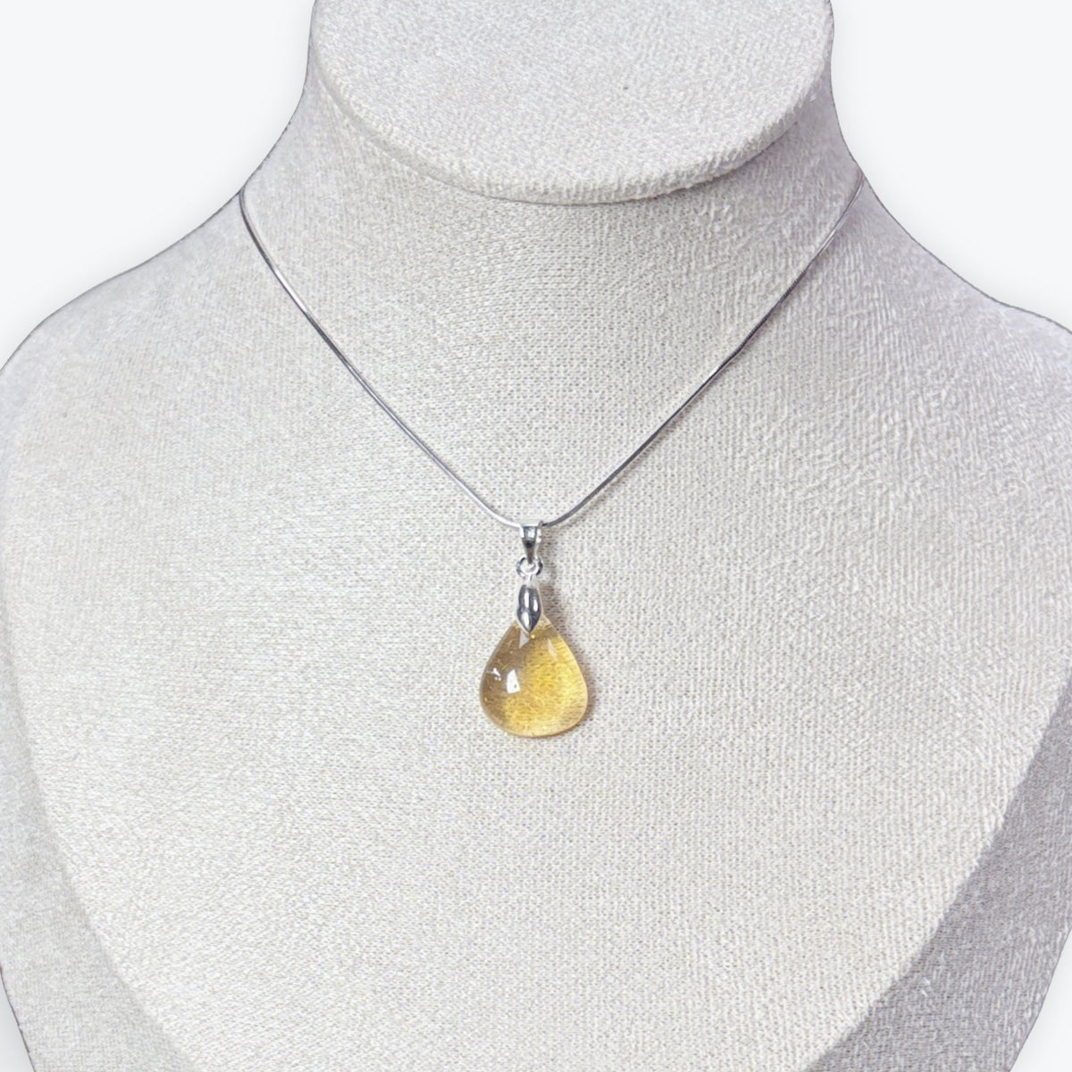 Pendentif en Citrine Poire - 2x2cm